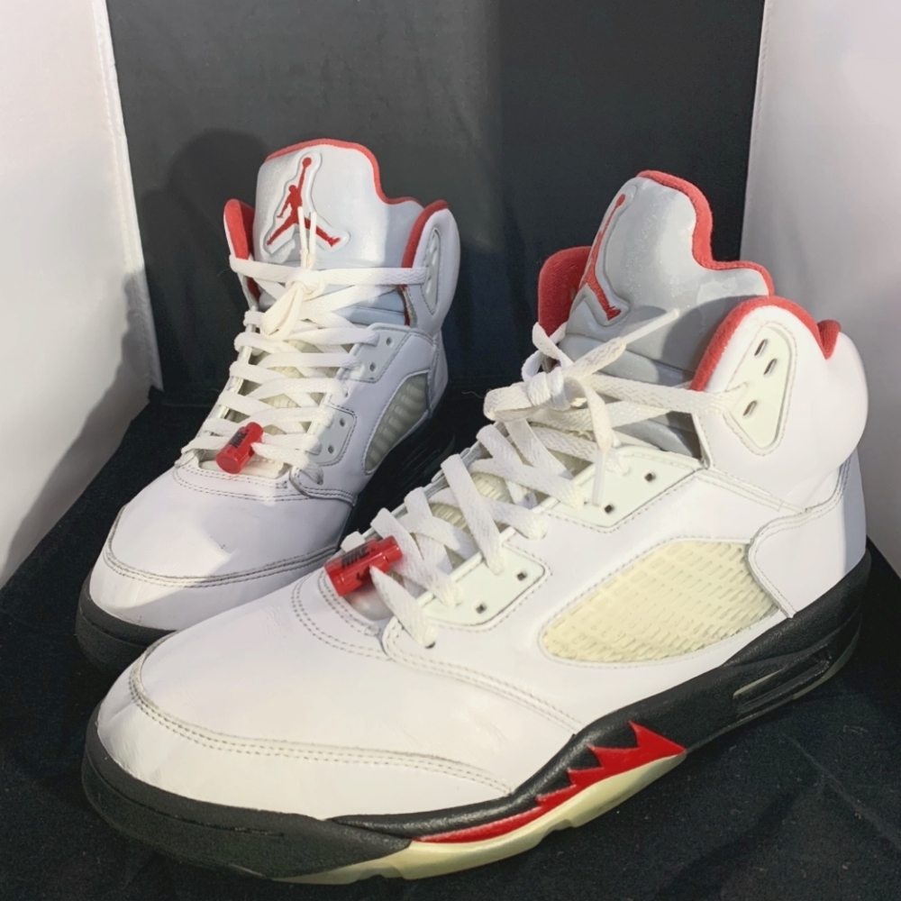 Air Jordan 5 Fire Red Sz-12
